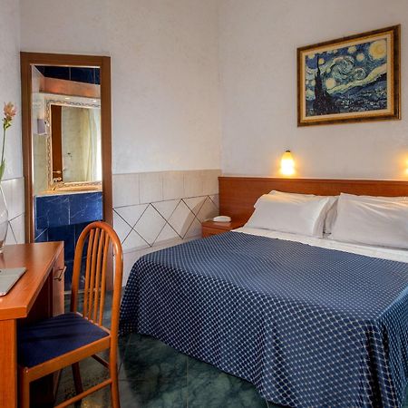 Hotel Luciani Róma Kültér fotó