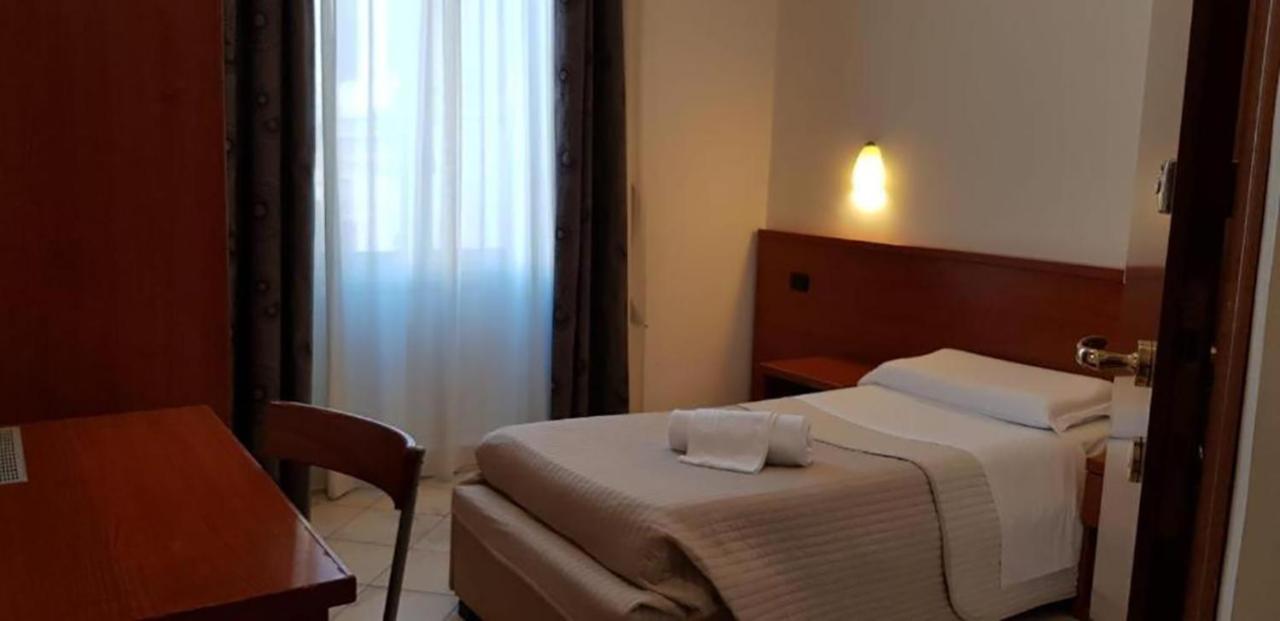 Hotel Luciani Róma Kültér fotó