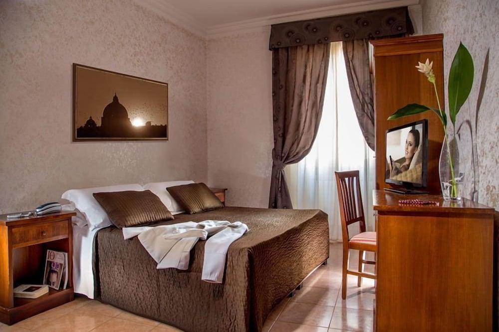 Hotel Luciani Róma Kültér fotó